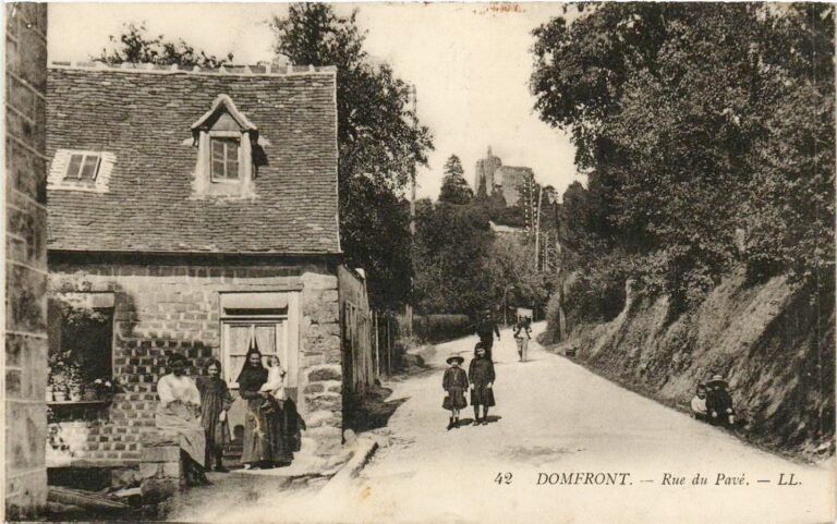 Rue Notre Dame ou rue du pavé